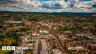 Berkshire: Refugees move into new homes thanks to £9m housing project - bbc.com - Russia - Britain - Afghanistan - Ukraine