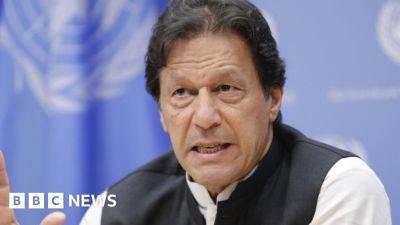 Nawaz Sharif - Imran Khan - Imran Khan: The cricket star and former PM who is dividing Pakistan - bbc.com - Pakistan