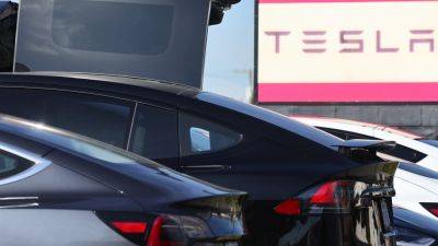 Tesla plans to build new electric vehicles in mid-2025, Reuters reports