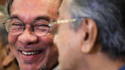 Mirzan Mahathir - Daim Zainuddin - Hadi Azmi - Ahmad Zahid Hamidi - Mahathir’s lawyer slams Anwar over Malaysia’s ‘politically motivated’ reopening of Singapore’s Pedra Branca issue - scmp.com - Thailand - Malaysia - Singapore -  Singapore