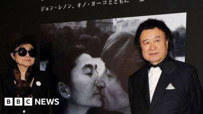 Kishin Shinoyama: Photographer of iconic John Lennon-Yoko Ono photo dies - bbc.com - Japan -  Tokyo