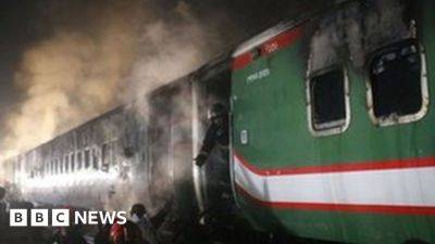 Samanta Lal Sen - Arson attacks reported in Bangladesh day before election - bbc.com - Bangladesh -  Dhaka