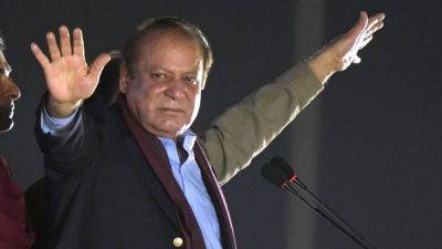 Nawaz Sharif - Pakistan’s court scraps a lifetime ban on politicians with convictions from contesting elections - apnews.com - Pakistan -  Islamabad -  London
