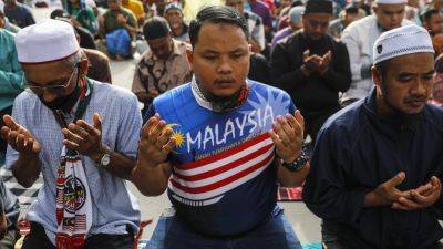 Fears over Malaysia’s secularism as cabinet pushes bill to boost muftis’ power