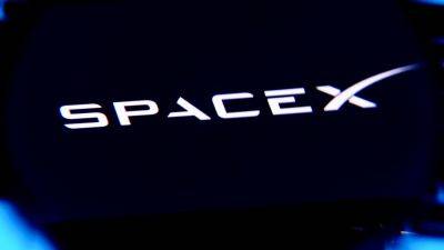 Reuters - Eutelsat uses SpaceX rocket to launch first satellites after merger - cnbc.com - France - India - Britain - Saudi Arabia - state California - Australia