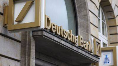 Deutsche Bank shares shed 3% as lender's swing back to profit fails to impress