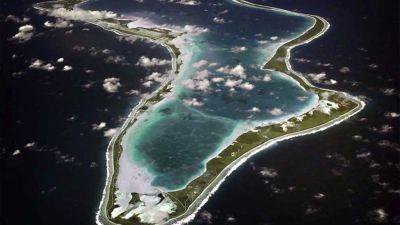 UK gives sovereignty of the long-contested Chagos Islands to Mauritius. A key US base remains