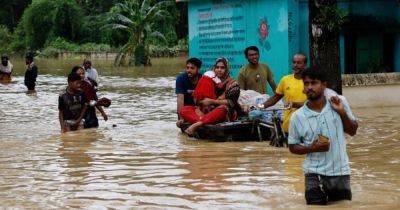 Floods in Bangladesh leave 5 dead, thousands stranded