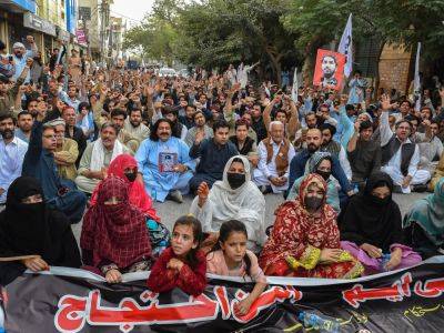 Pakistan bans prominent Pashtun rights group citing security concerns