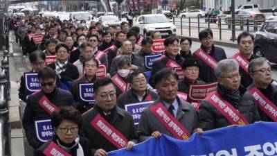 HYUNGJIN KIM - Park Min - South Korea sets Thursday as deadline for striking young doctors to return to work - apnews.com - South Korea -  Seoul, South Korea
