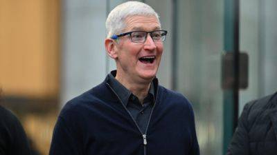 Kif Leswing - Apple CEO Tim Cook says company is 'investing significantly' in generative AI - cnbc.com