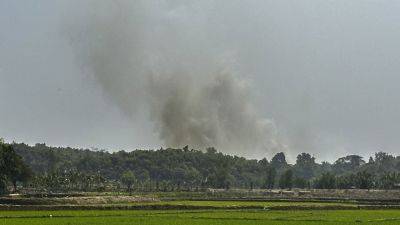 340 Myanmar troops flee into Bangladesh during fighting with armed ethnic group