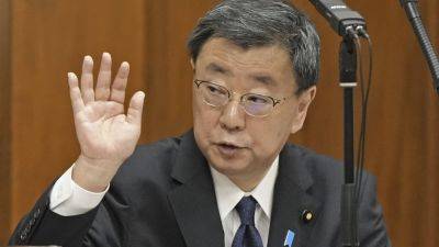 Fumio Kishida - MARI YAMAGUCHI - Japan opposition lawmakers bring no-confidence motion accusing gov’t of halting debate over scandal - apnews.com - Japan -  Tokyo