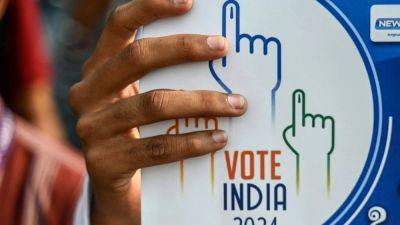 Bloomberg - Droupadi Murmu - Rajiv Kumar - India election commissioner quits weeks before national polls - scmp.com - India