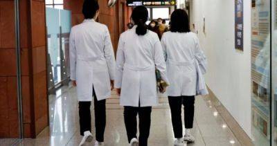 Cho Kyoo - South Korea deploys military, public doctors to strike-hit hospitals - asiaone.com - South Korea -  Seoul