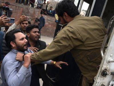 a classauthorlink hrefhttpswwwaljazeeracomauthorabidhussainAbid Hussaina - Imran Khan - Pakistan police crack down on PTI protests over alleged rigging in election - aljazeera.com - Pakistan - city Islamabad, Pakistan