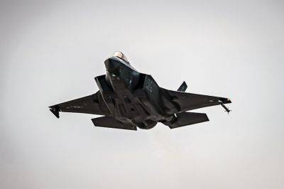 US cranks F-35 production in a losing race with China