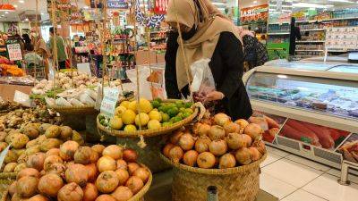Indonesia Feb inflation rate beats view on soaring rice, chilli prices