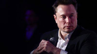 Lawyers who voided Elon Musk's pay as excessive want $6 bln fee