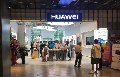 US weighs sanctions against Huawei’s chip network