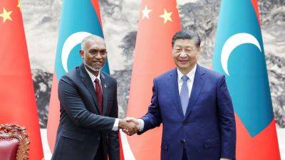 Mohamed Muizzu - Helen Regan - Ibrahim Mohamed Solih - Maldives signs China military pact in further shift away from India - edition.cnn.com - China -  Beijing - India - Maldives