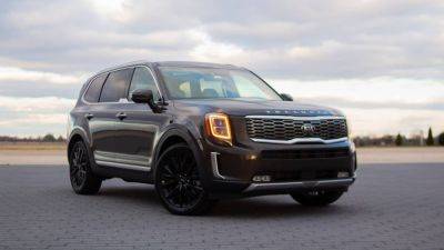 Kia recalls over 427,000 Telluride SUVs because they might roll away while parked - cnbc.com - state California