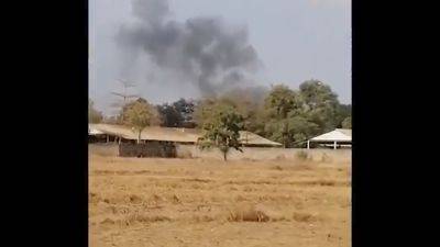 Hun Manet - SOPHENG CHEANG - A munitions explosion at a Cambodian army base kills 20 soldiers, but its cause is unclear - apnews.com - Cambodia