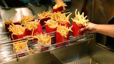 Alex Harring - Demand for french fries reflects resilient consumer as so-called fry attachment rate holds steady - cnbc.com - France - Usa