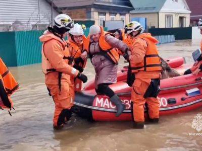 Kassym-Jomart Tokayev - Russia evacuates 4,000 people after dam bursts, floods near Kazakh border - aljazeera.com - Russia - Kazakhstan