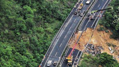 Wayne Chang - Highway collapse kills 19 people in southern China - edition.cnn.com - China - Hong Kong - province Guangdong