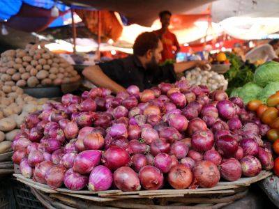 a classauthorlink hrefhttpswwwaljazeeracomauthorabidhussainAbid Hussaina - Onion exports: How Pakistan briefly won at India’s cost in unlikely matchup - aljazeera.com - China - India - Pakistan -  Islamabad, Pakistan