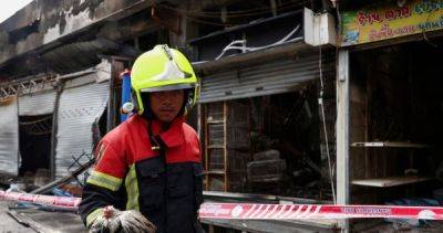 More than 1,000 exotic animals perish in fire at Bangkok's Chatuchak market