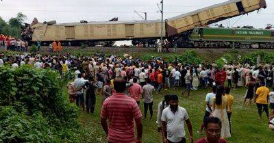 Train Crash in India Leaves at Least 8 Dead and Dozens Injured