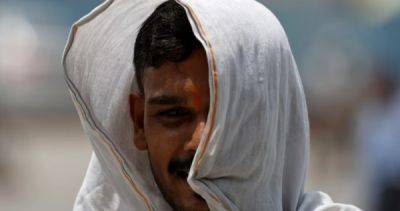 Unrelenting heatwave kills 5 in New Delhi