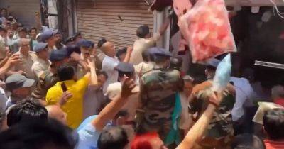 Video shows Hindu mob attacking Muslim-owned shop in India