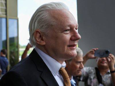 Julian Assange - WikiLeaks’s Julian Assange declared ‘free man’ in Saipan after US plea deal - aljazeera.com - Usa - Britain - Australia - city Canberra