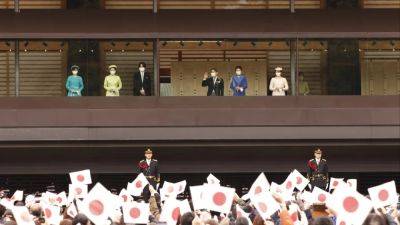 Online savvy young Japanese feel no affinity for imperial family, survey shows