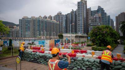 Lim Hui Jie - Hong Kong will reportedly stop halting stock markets during typhoons and severe weather - cnbc.com - Hong Kong -  Hong Kong