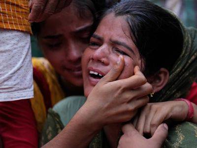 Yogi Adityanath - Families of India stampede victims ponder future without loved ones - aljazeera.com - India - state Pradesh