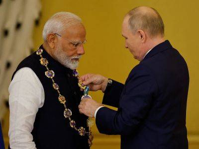 Vladimir Putin - Narendra Modi - India’s Modi receives ‘Order of St. Andrew’ honour from Russia’s Putin - aljazeera.com - Russia - India