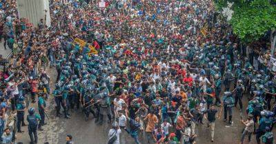 Job Quotas - Tens of Thousands of Students Protest Job Quotas in Bangladesh’s Streets - nytimes.com - Bangladesh - city Dhaka