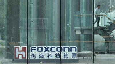 Apple supplier Foxconn to invest in two projects in Vietnam to diversify supply chain