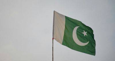 Pakistan military says 28 dead in 2 militant attacks