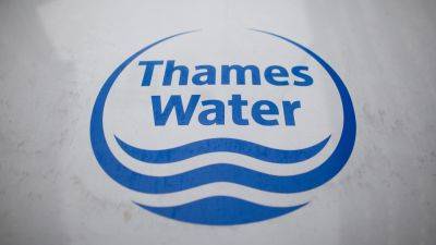 UK's Thames Water's troubles mount as credit rating cut to junk - cnbc.com - Britain