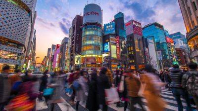 Rich Chinese travelers are flocking to Tokyo to take advantage of the weak yen