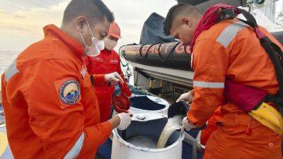 Armando Balilo - Terra Nova - Philippines plans to siphon off oil cargo from sunken tanker to avert ‘environmental catastrophe’ - apnews.com - Philippines - county Bay - city Manila, Philippines - province Bataan