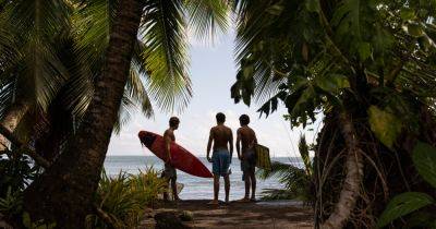 Summer Olympics - Olympic Surfing Comes to a ‘Poisoned’ Paradise - nytimes.com - France - French Polynesia - city Paris