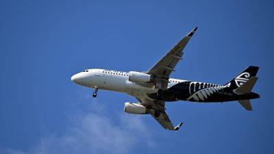 Air New Zealand becomes first major airline to scrap its 2030 climate goal