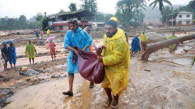 Lex Harvey - India searches for survivors after landslides kill more than 150 in Kerala - edition.cnn.com - China - India - state Kerala - city New Delhi