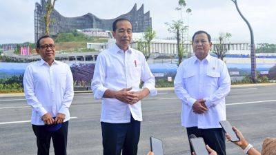 Indonesian leader holds first cabinet meeting in unfinished future capital